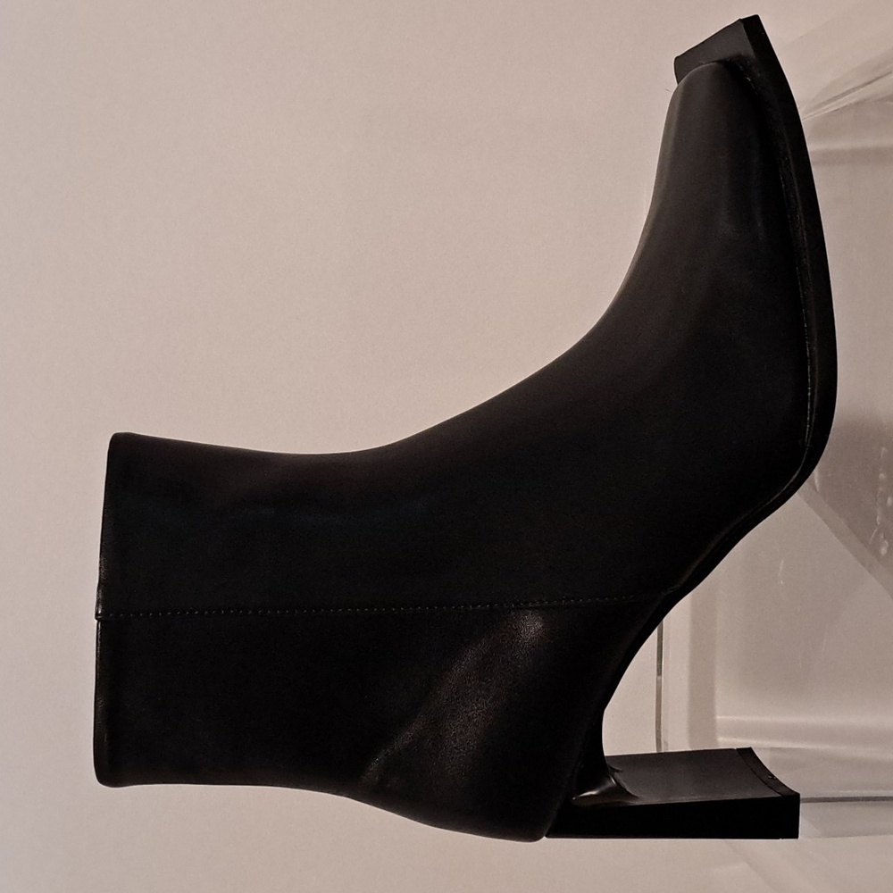 NEW Architect Squared-Off Toe Ankle Boot (Black) - Lattelier - Picture 4 of 10